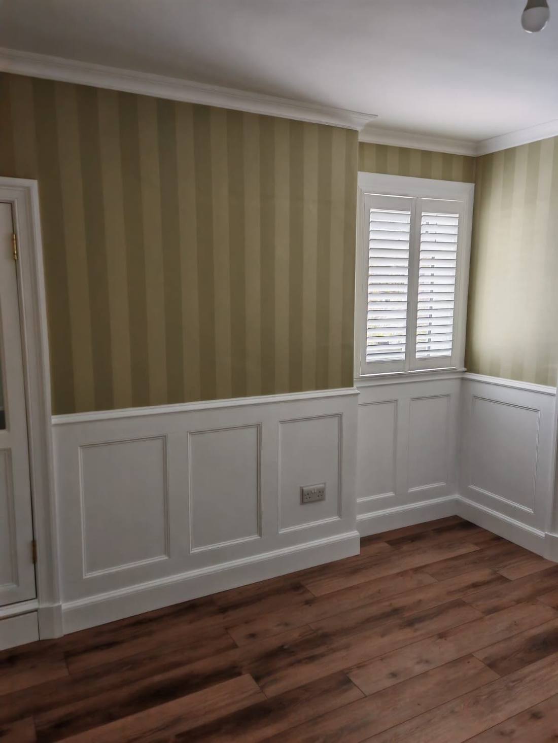 Finished panelling and coving detail